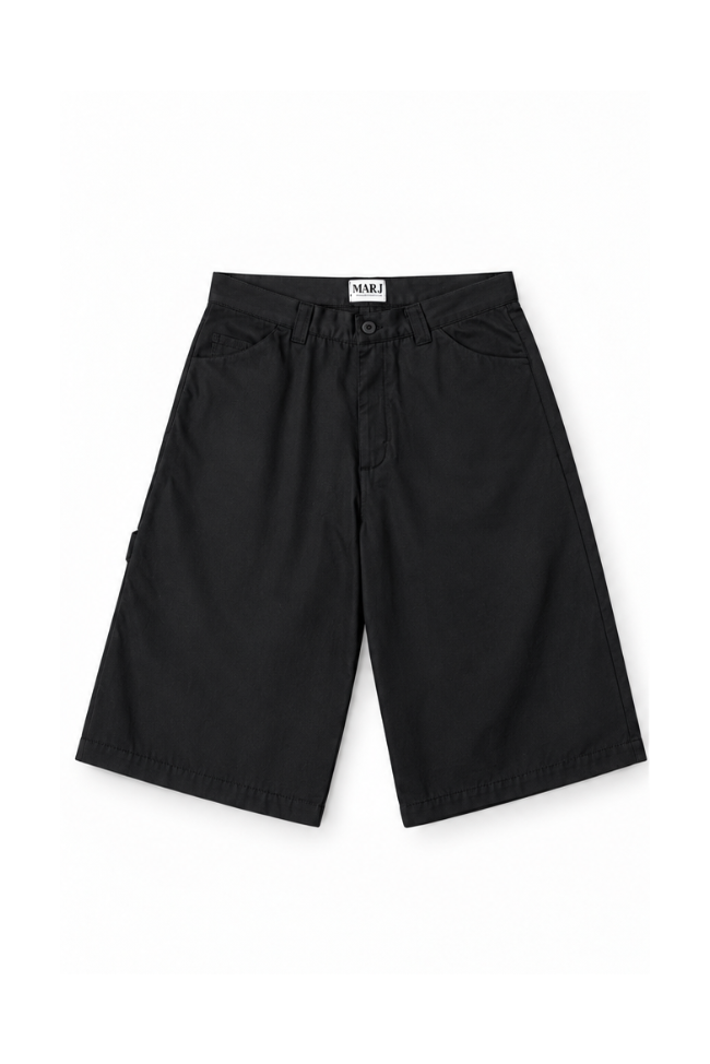 Black cargo shorts shown from both the front and back views on a plain white background.
